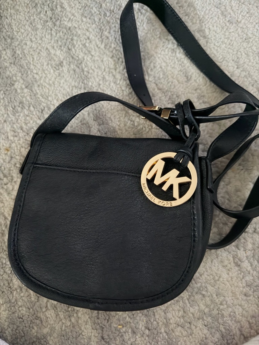 2 bags for the price of 1- Michael Kors Crossbody Bags - Gold Hardware - Picture 6 of 7
